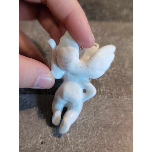 Ceramic white cherub Angel violin ornament Xmas decor - Picture 3 of 3